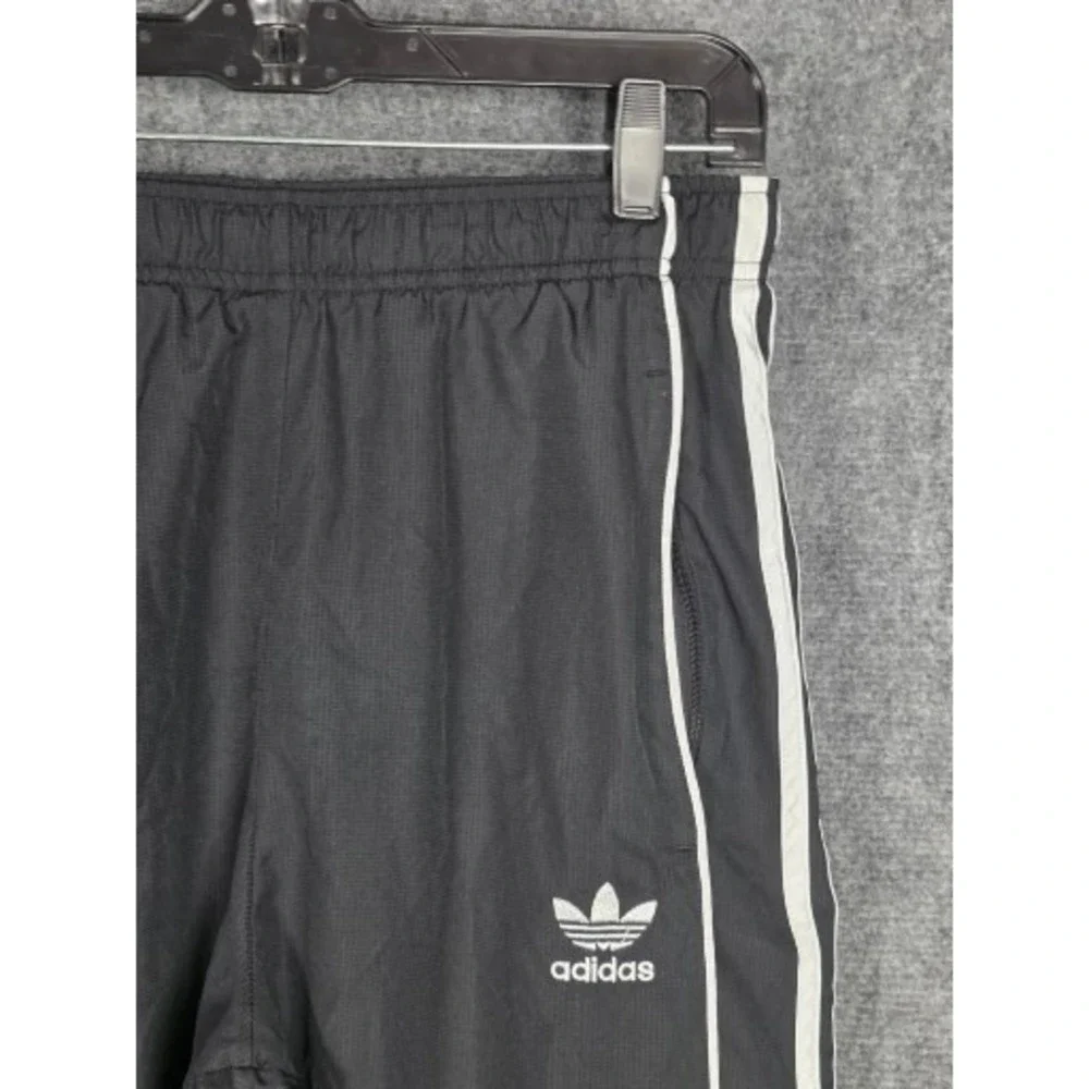 Adidas Men's Black Track Pants Joggers White Stripes Zip‎ Pockets Size M Classic